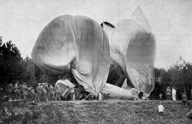 Im Weltkrieg abgeschossener französischer Lenkballon Alsace